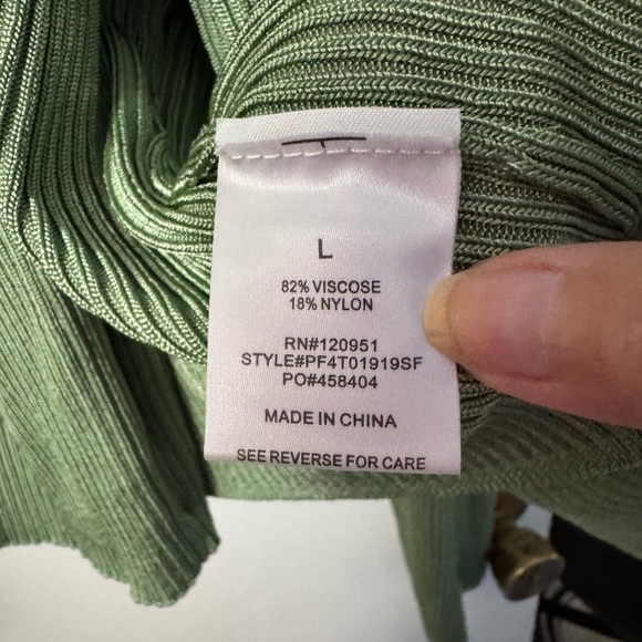 Pinque Bardeoux Glossy Rib Sweater Set - Picture 8 of 8